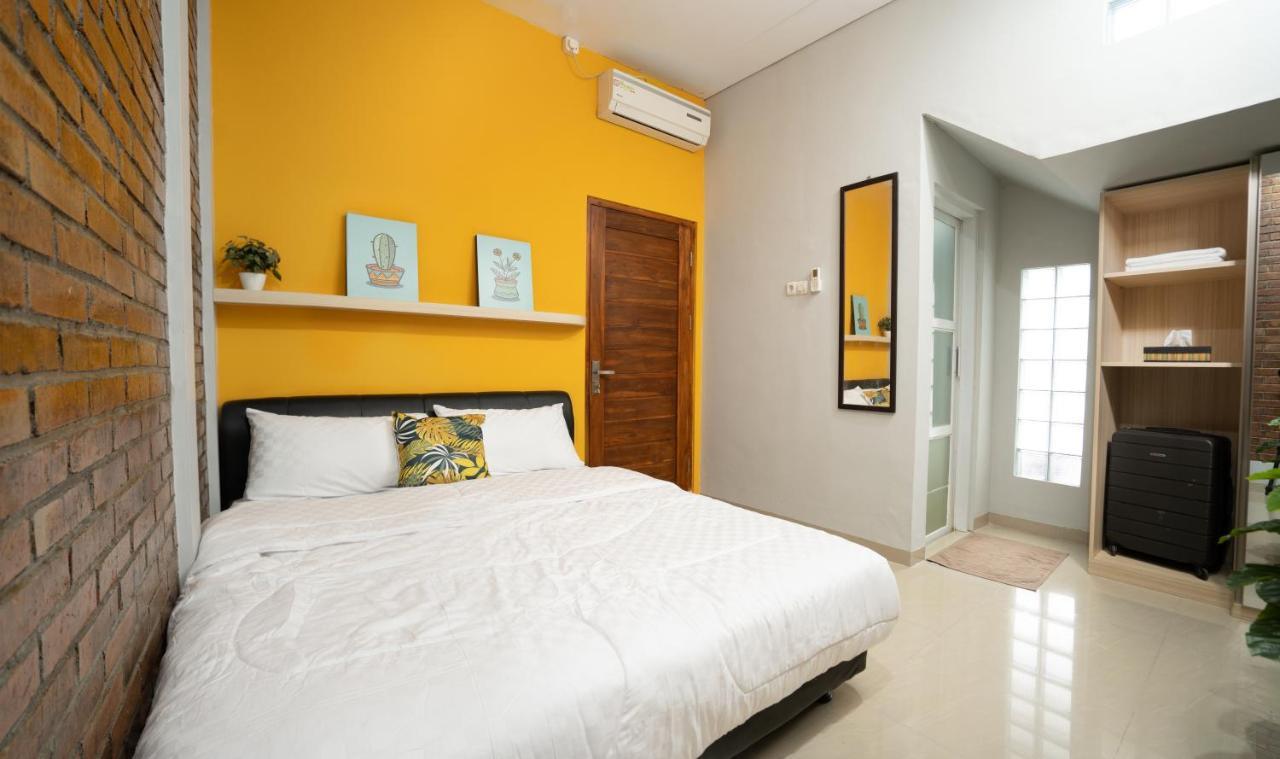 Casa De Odua HomestayNgabean エクステリア 写真